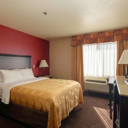 Quality Inn Силвър Сити Екстериор снимка
