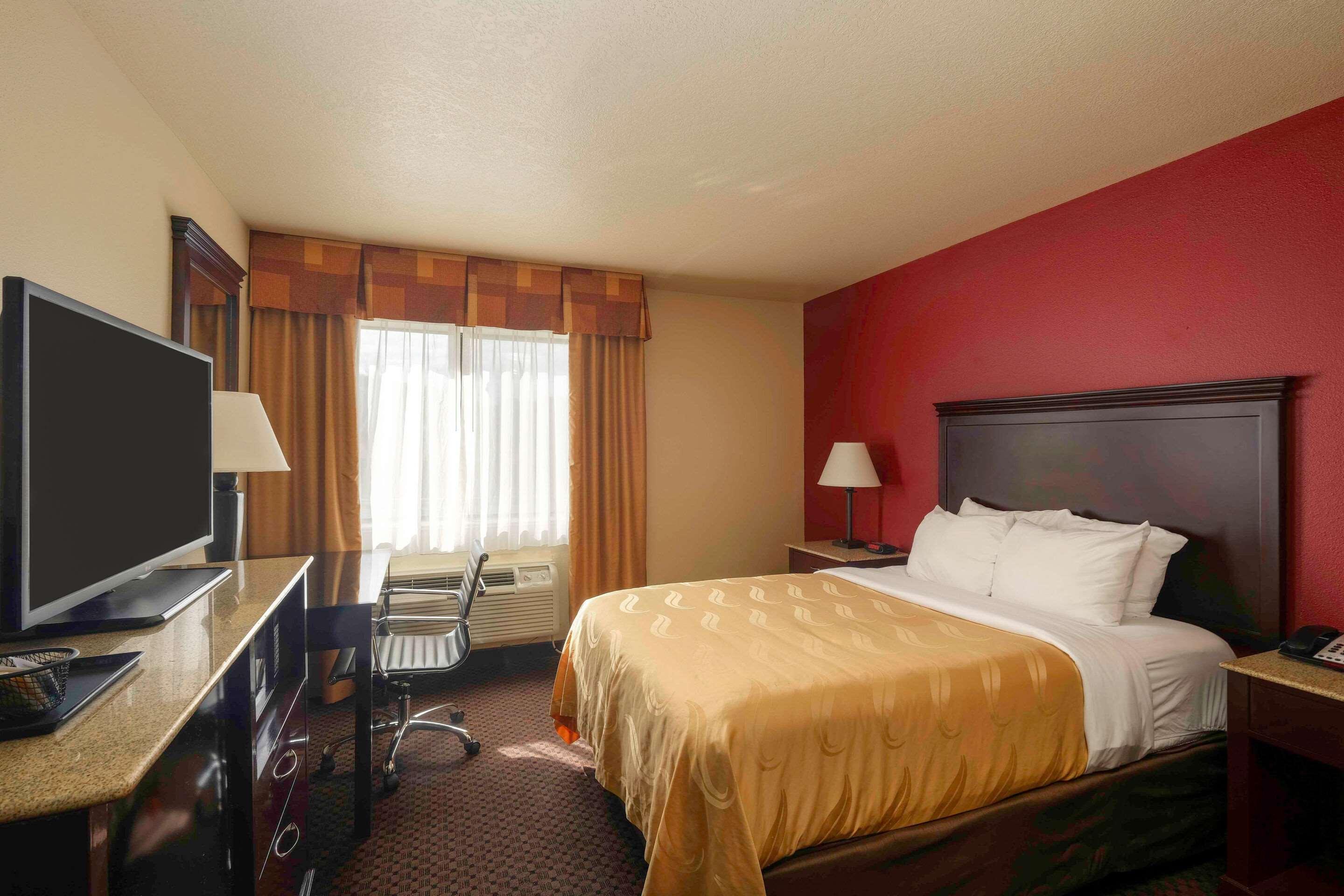 Quality Inn Силвър Сити Екстериор снимка