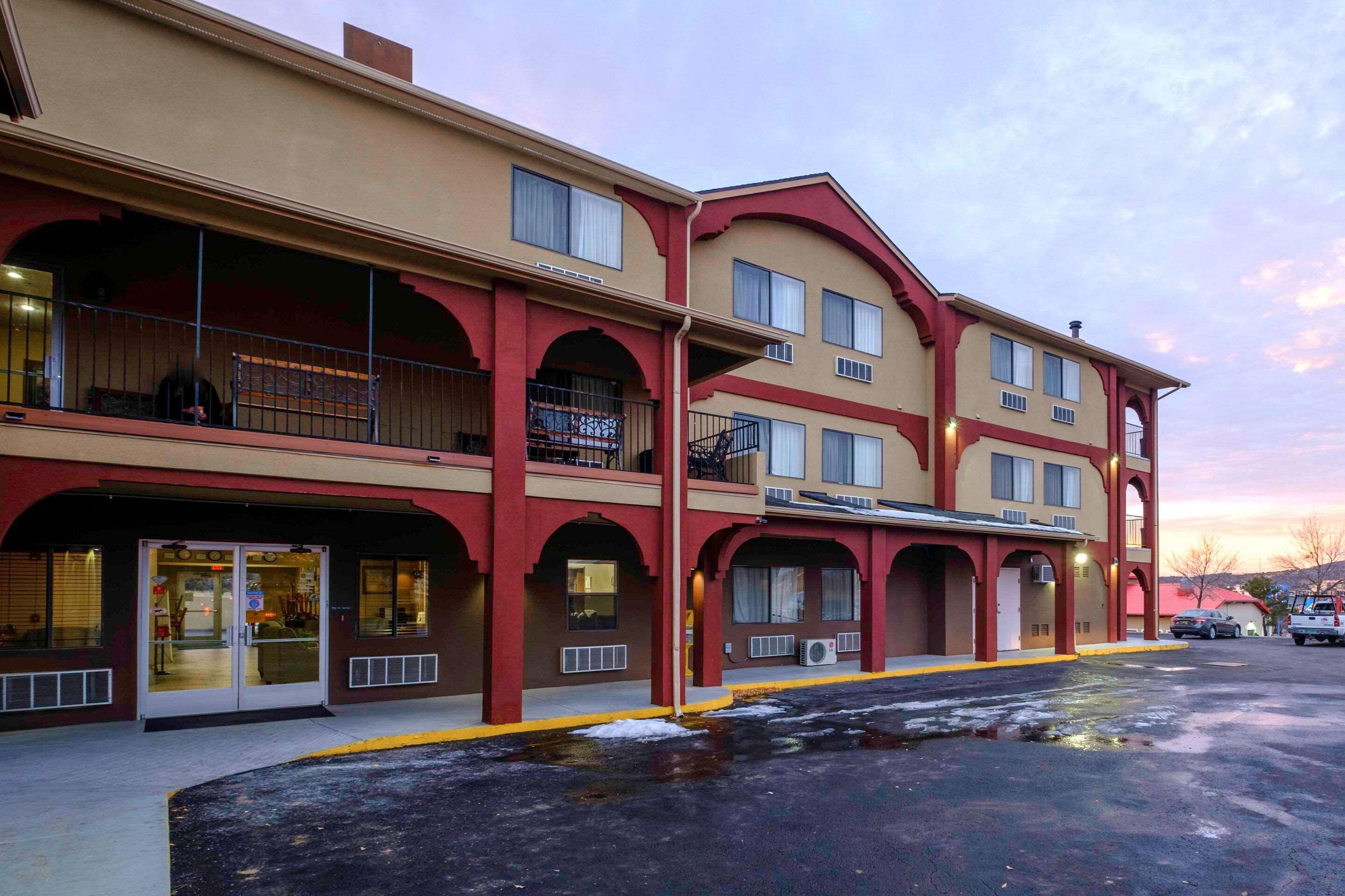 Quality Inn Силвър Сити Екстериор снимка