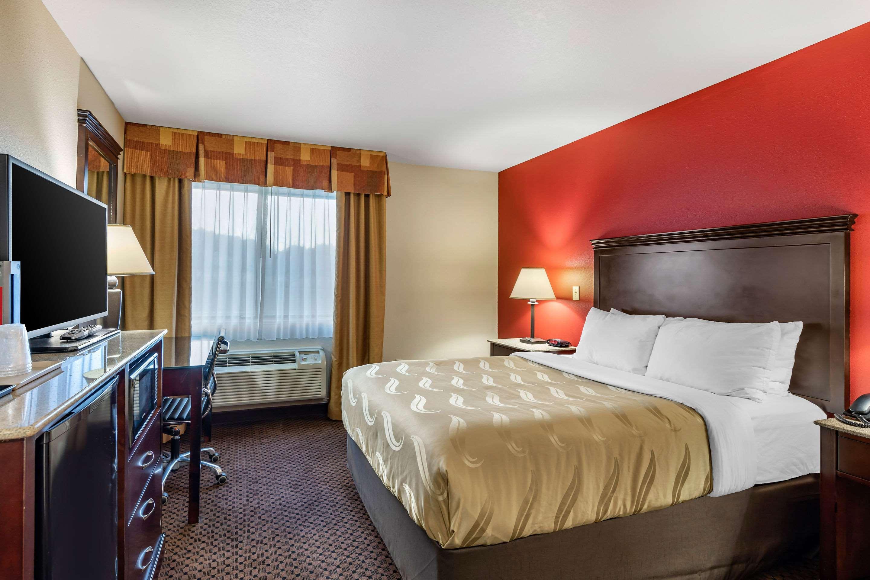 Quality Inn Силвър Сити Екстериор снимка